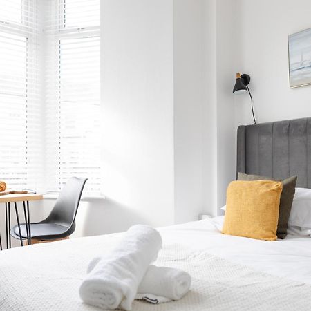 Bay City Studio Apartments Cardiff Eksteriør billede