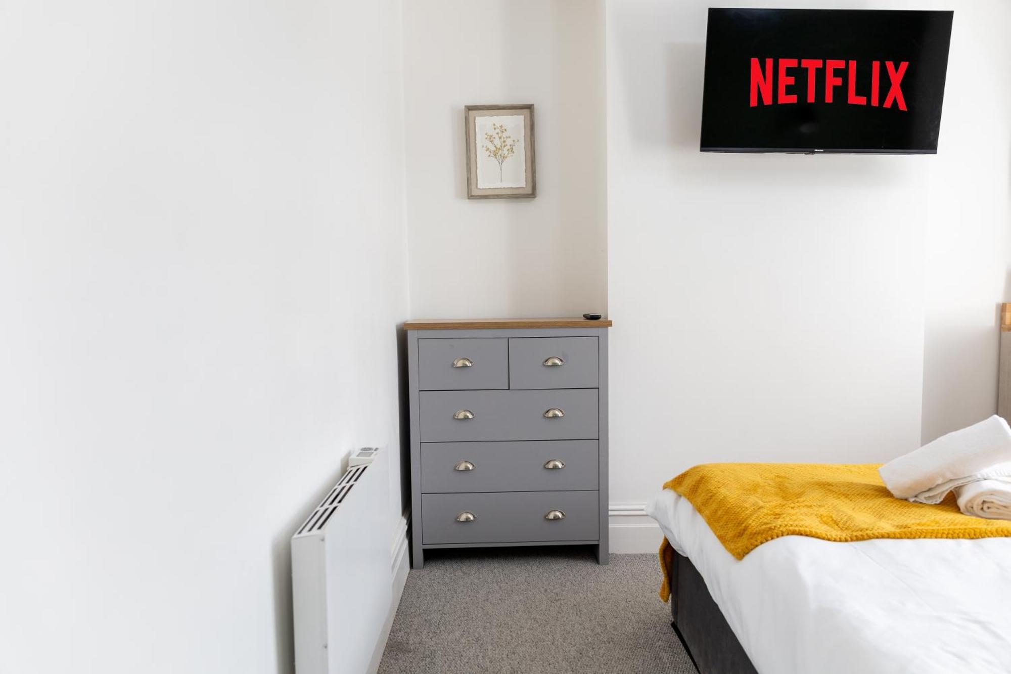 Bay City Studio Apartments Cardiff Eksteriør billede